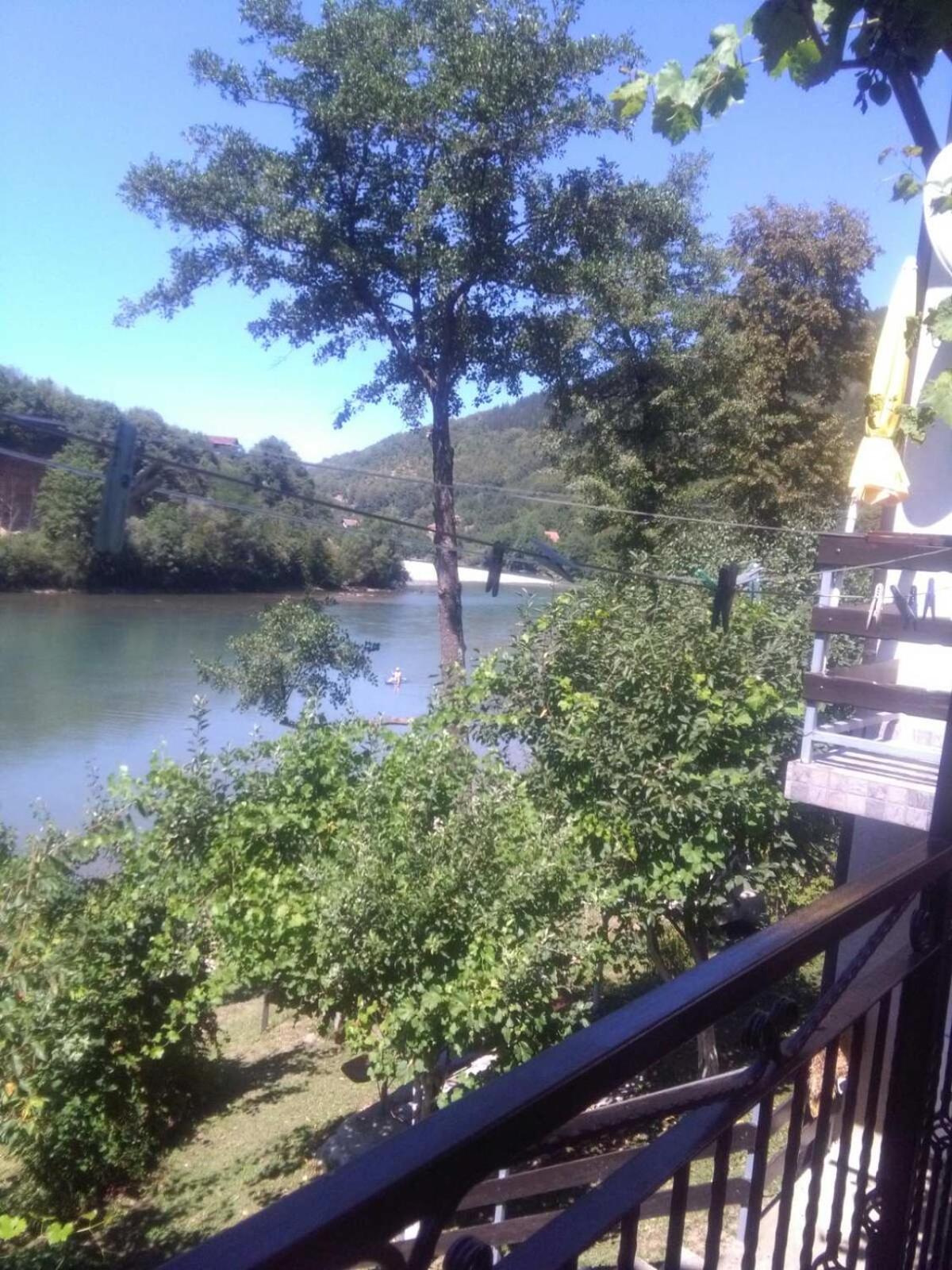 Prenociste Na Drini Foca Bed and Breakfast Εξωτερικό φωτογραφία
